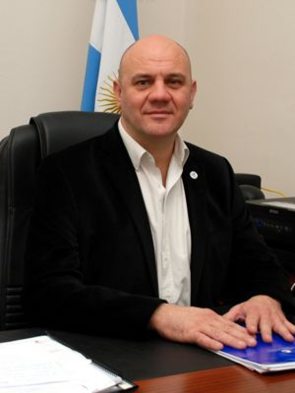 Dr. Gabriel Angelini