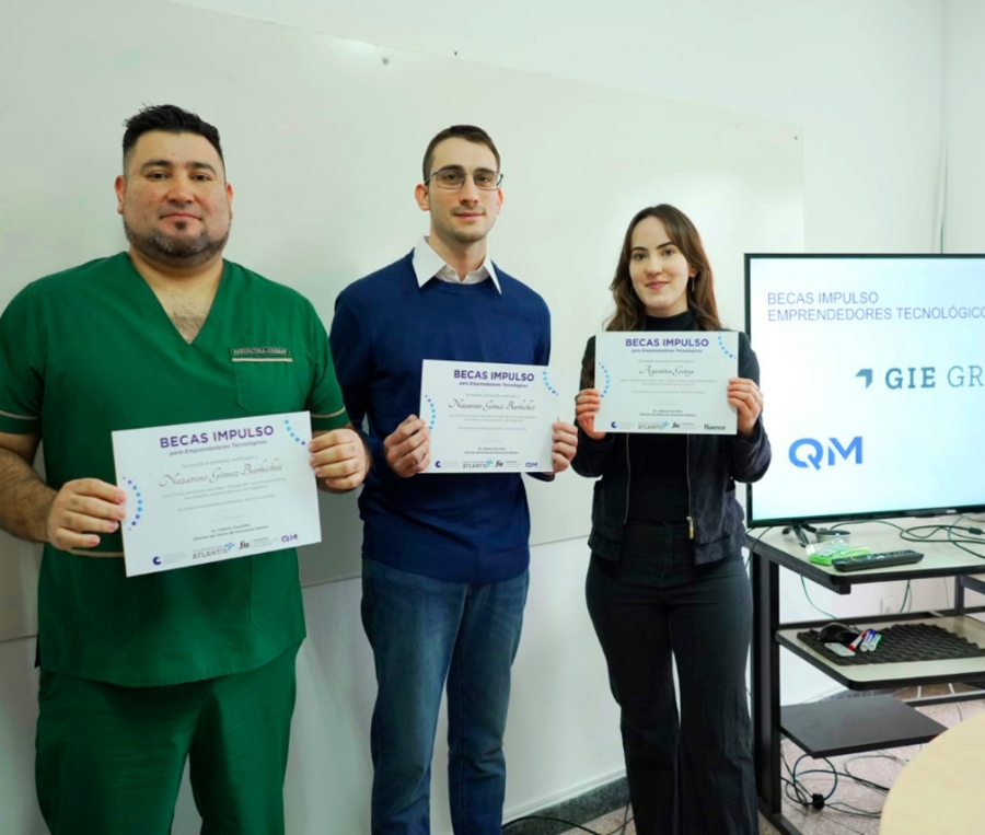 Rodrigo Ahumada, estudiante de la ESM, premiado con la Beca Impulso Emprendedores