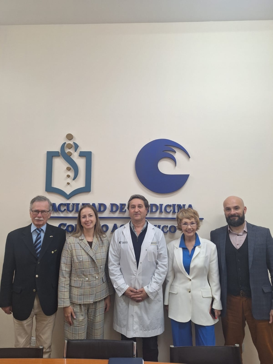 Recibimos a la Delegación Rusa en la Facultad de Medicina